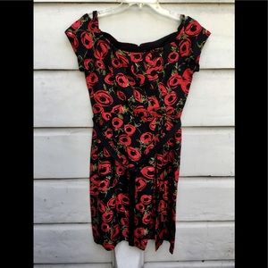 Teri Jon black & red silk floral dress w/belt 6
